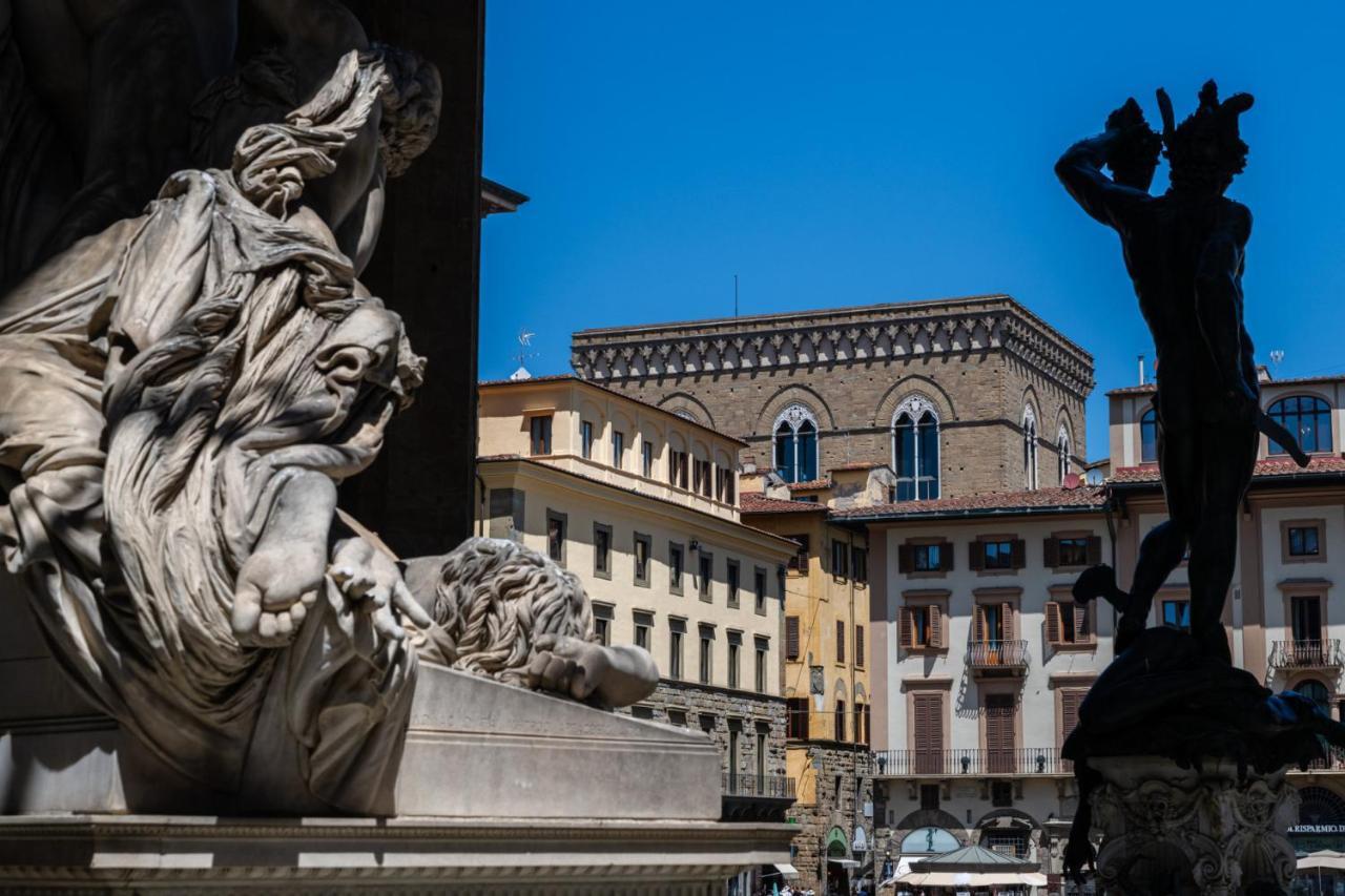 Apartments Florence - Palazzo Signoria Luxury Apartments 10- Giuditta Luaran gambar