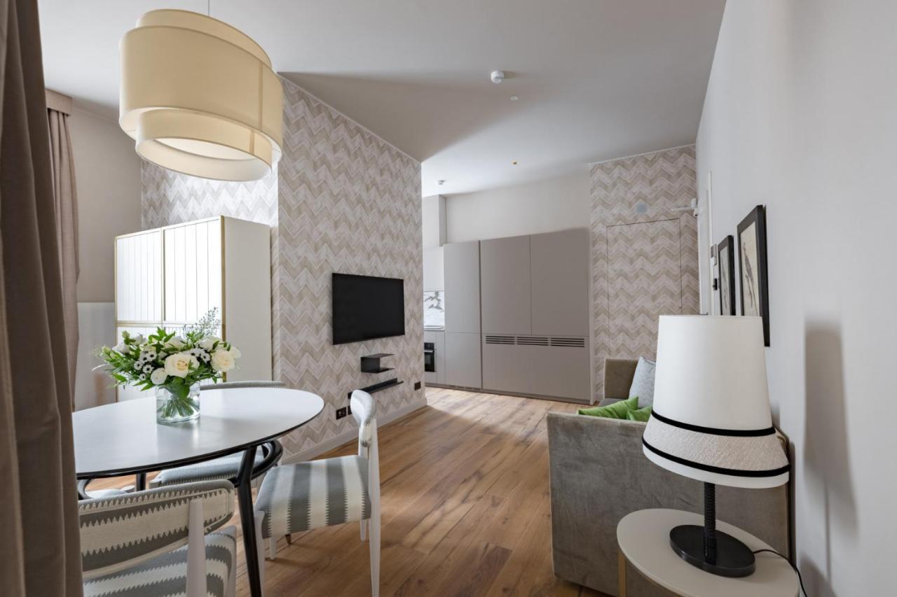 Apartments Florence - Palazzo Signoria Luxury Apartments 10- Giuditta Luaran gambar
