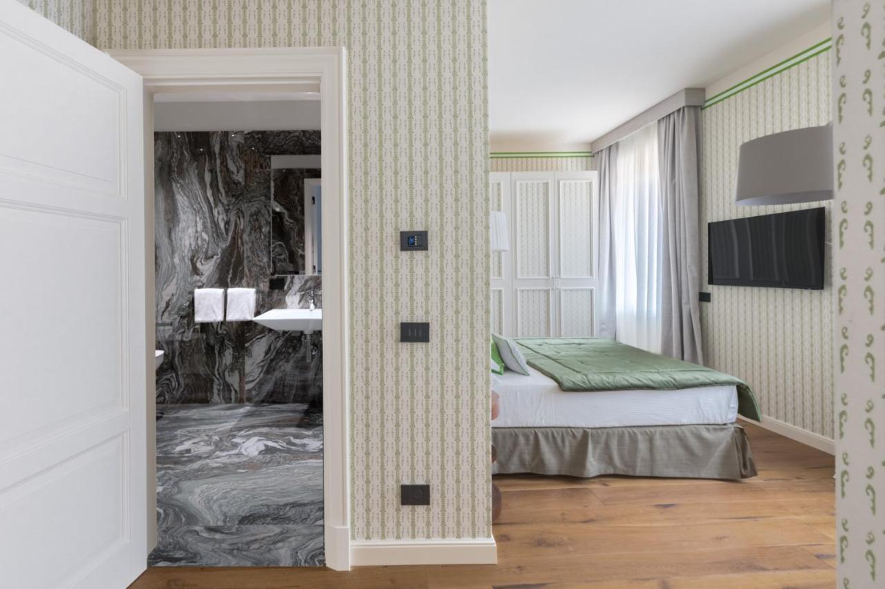 Apartments Florence - Palazzo Signoria Luxury Apartments 10- Giuditta Luaran gambar