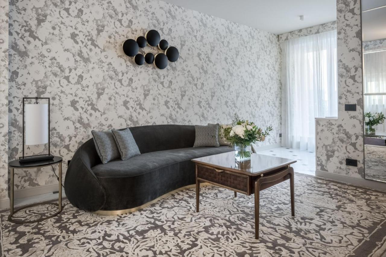 Apartments Florence - Palazzo Signoria Luxury Apartments 10- Giuditta Luaran gambar