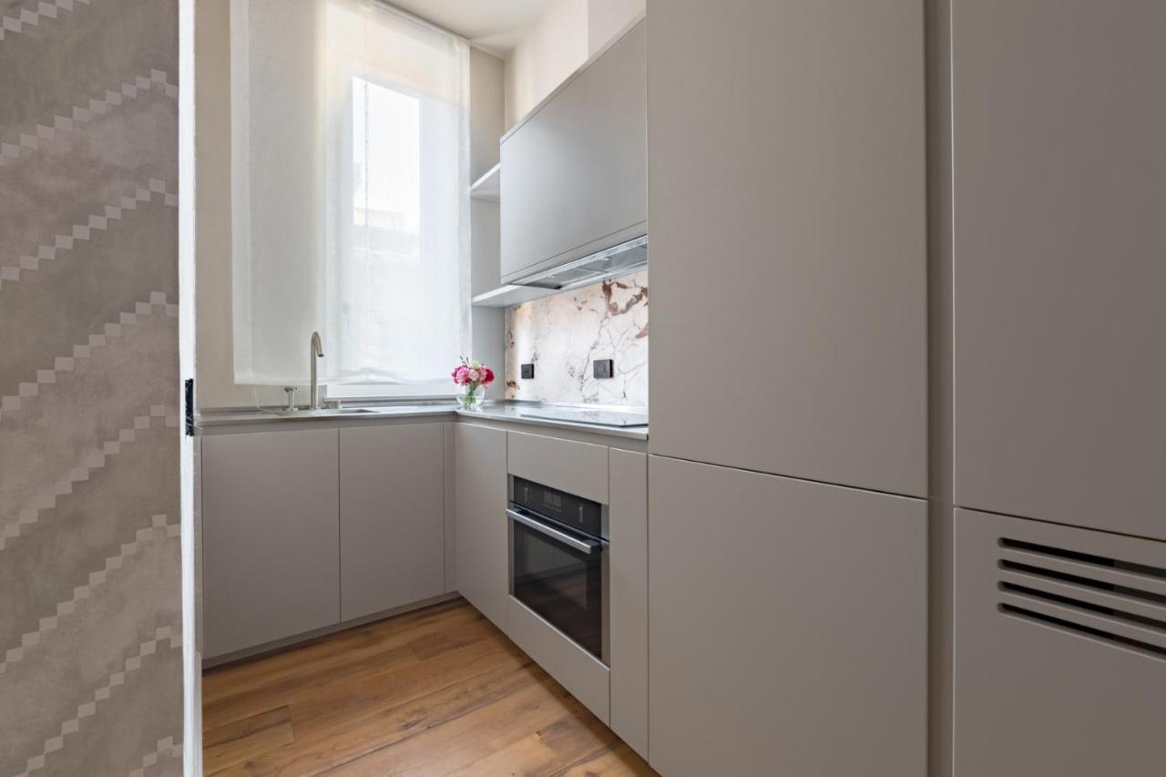 Apartments Florence - Palazzo Signoria Luxury Apartments 10- Giuditta Luaran gambar