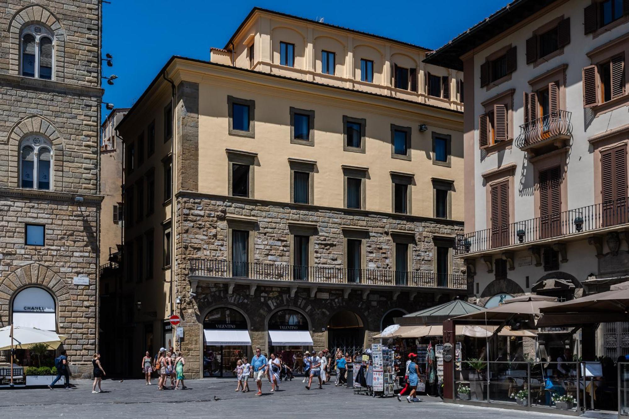 Apartments Florence - Palazzo Signoria Luxury Apartments 10- Giuditta Luaran gambar